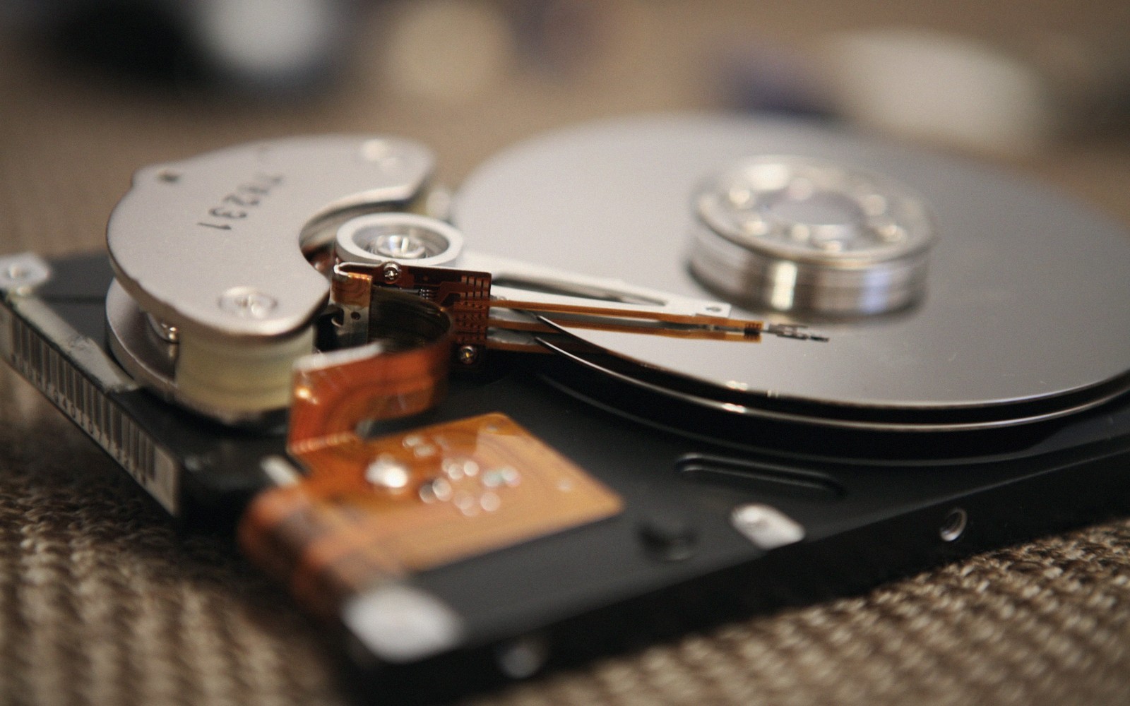 How a Disk Actually Fails